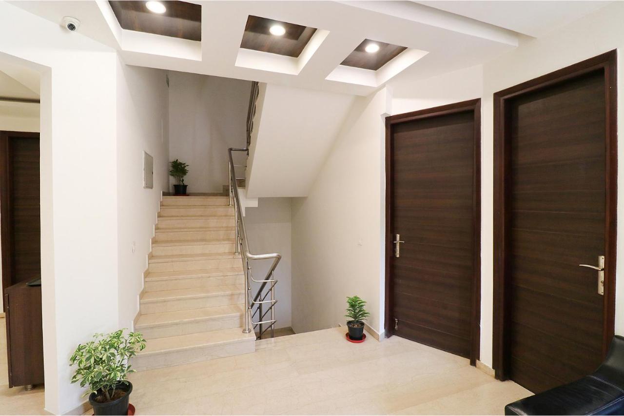 Fabhotel Oyster Villa Гургаон Екстериор снимка