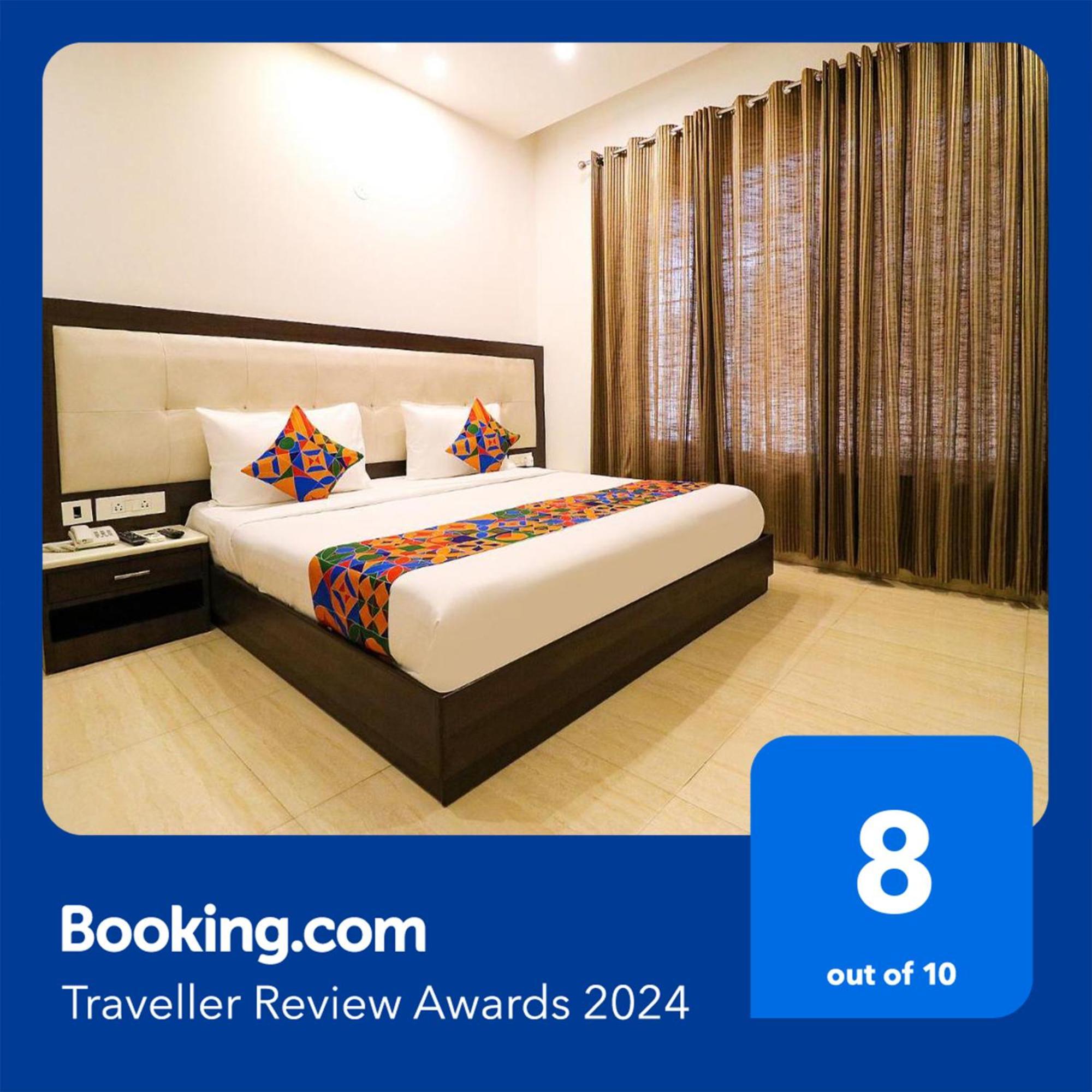 Fabhotel Oyster Villa Гургаон Екстериор снимка